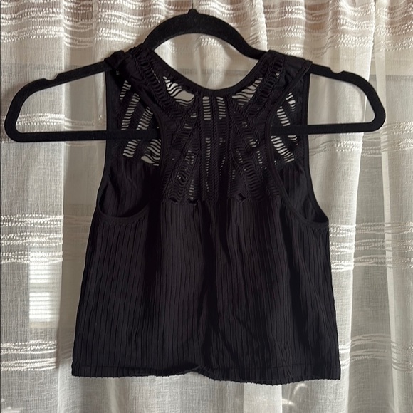 Cropped Tank - Picture 2 of 2